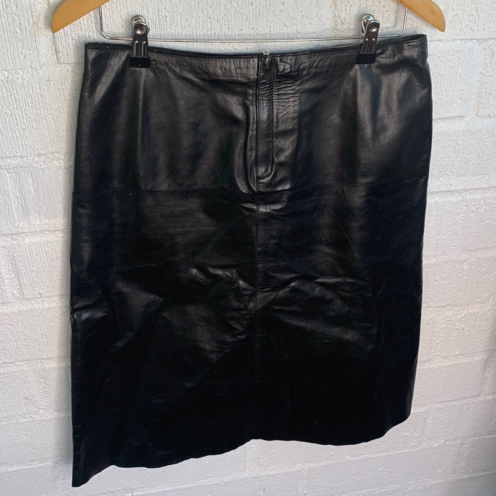Banana Republic Women's Black Genuine Leather Skirt sz 6
